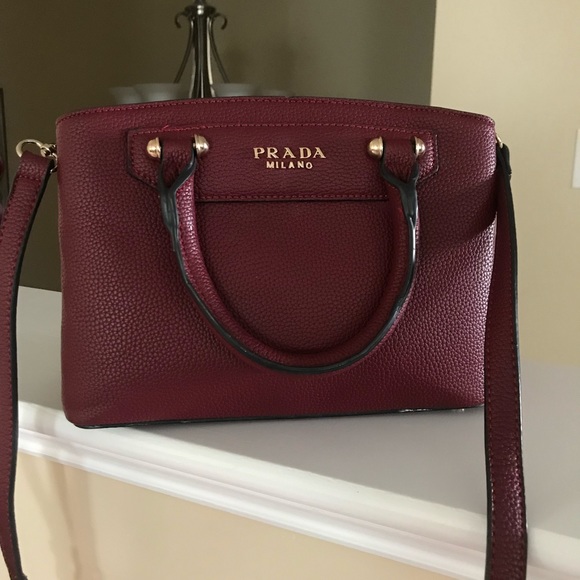 PRADA handbag - Picture 1 of 3